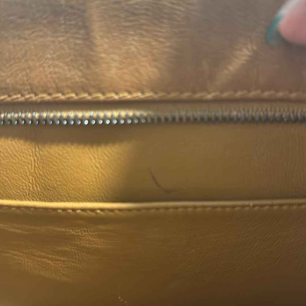 ❤️ SOLD ❤️ 👜 Authentic Chanel Caviar Quilted Medallion Tote (Brown) - Picture 11 of 17